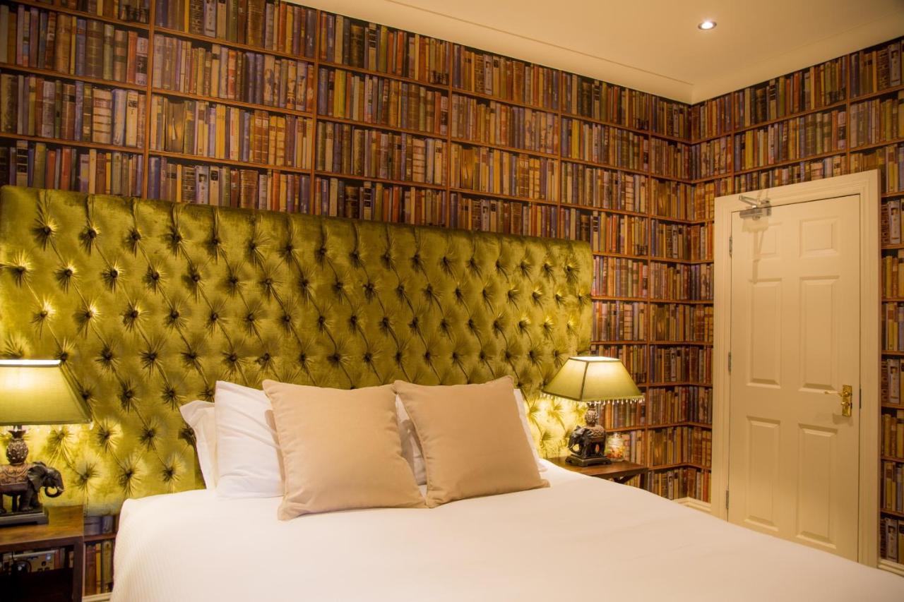 Winckley Stays Preston  Dış mekan fotoğraf A bedroom at The Mitre