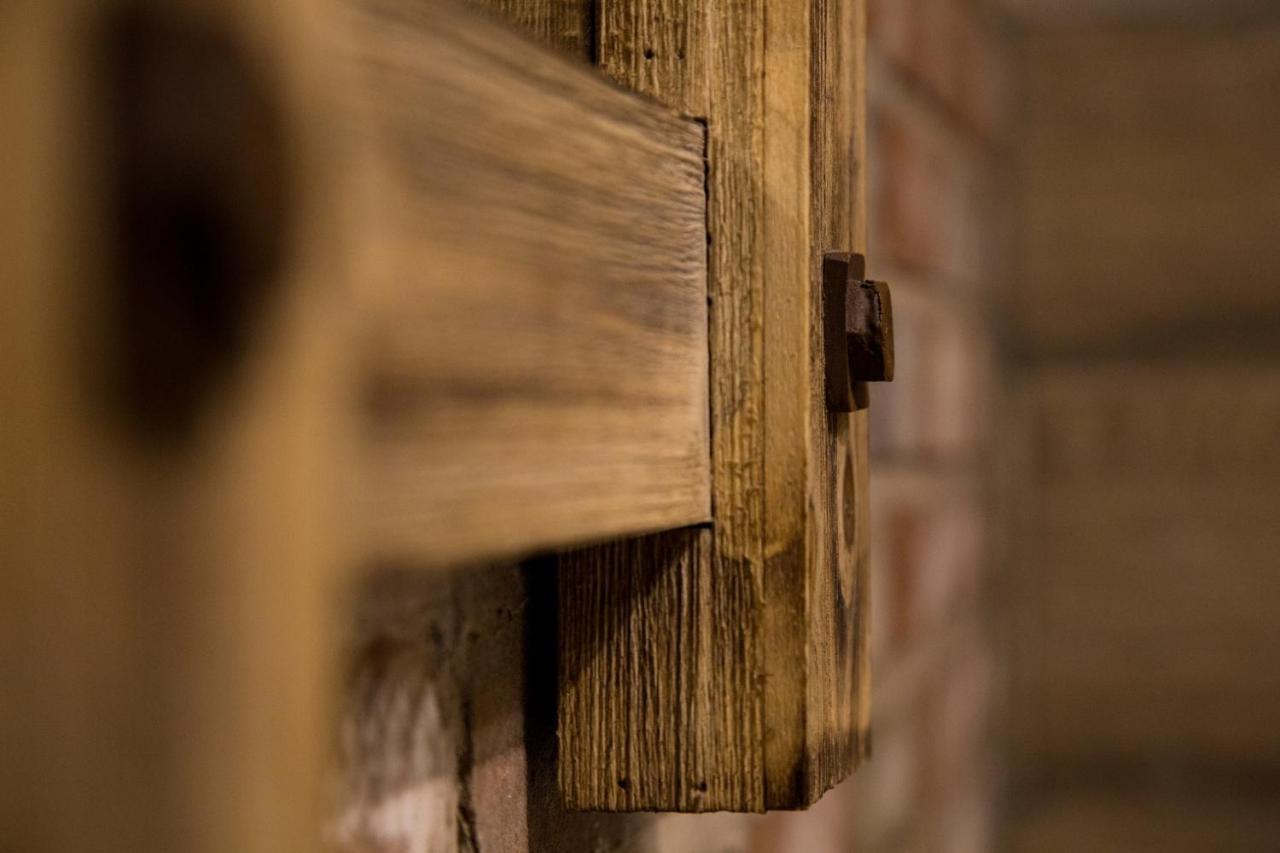 Winckley Stays Preston  Dış mekan fotoğraf A simple wooden lock